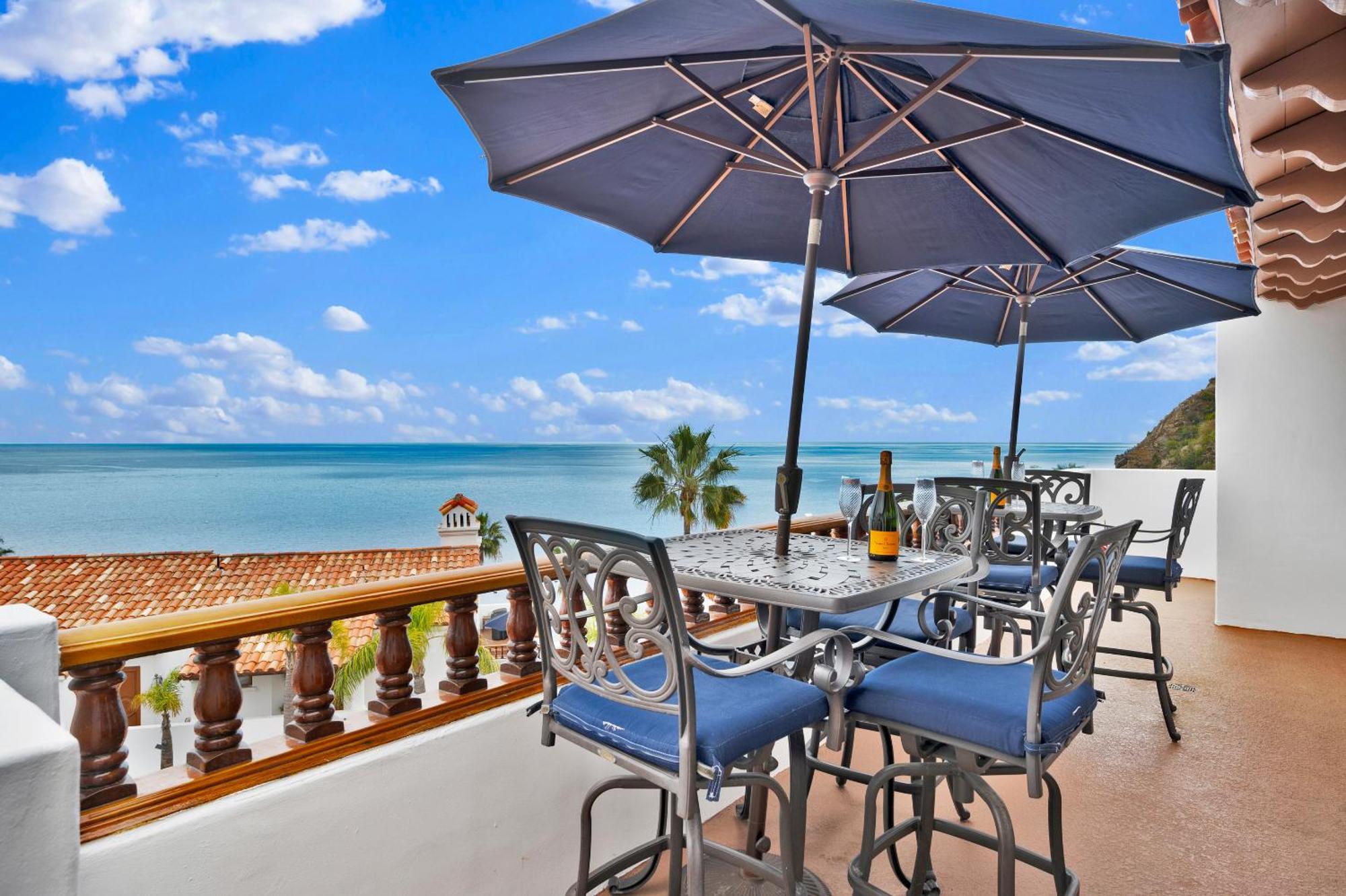 Gorgeous Oceanfront Villa With Panoramic Views Avalon Ngoại thất bức ảnh